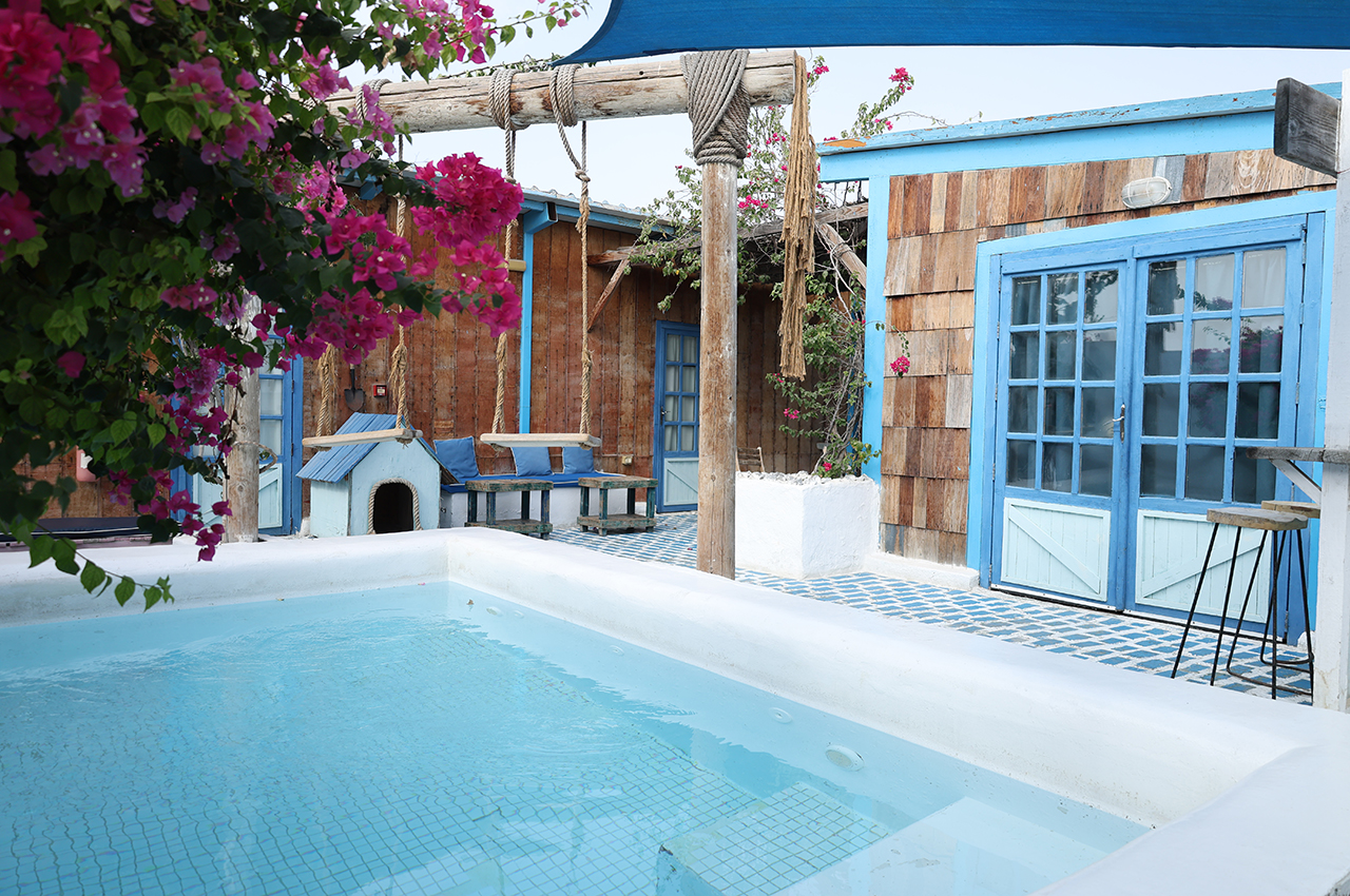 Chalet scene 3